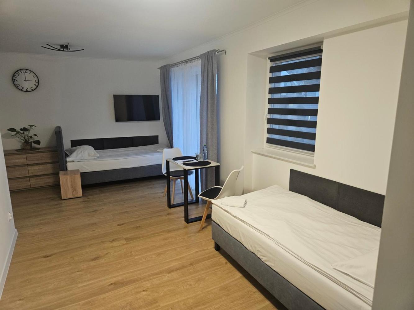 شتشيتسين Apartamenty Modra Free Parking المظهر الخارجي الصورة